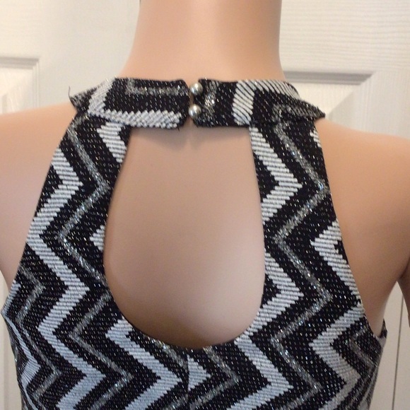 Candie’s Black & Silver Sparkle Zig Zag Halter Mini Dress Size Small - Picture 6 of 9
